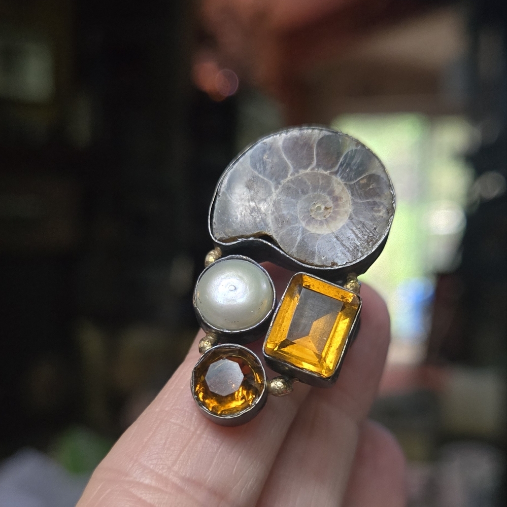 Ammonite Fossil pearl & citrine gemstone sterling & gold Ring sz8.5 - Picture 9 of 11